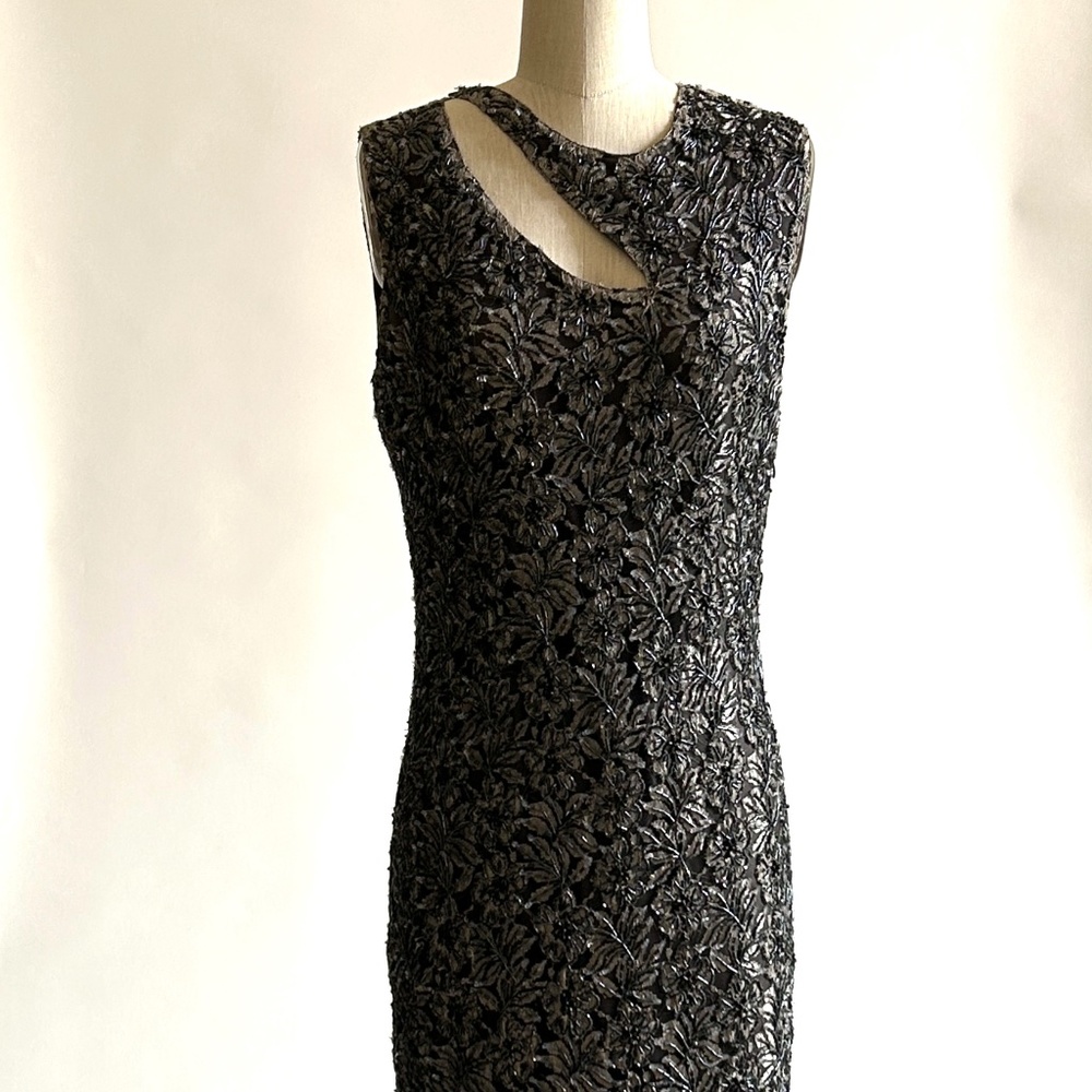 1990s Alexander McQueen Grey and Black Beaded Lace Midi Dress - Picture 2 of 10